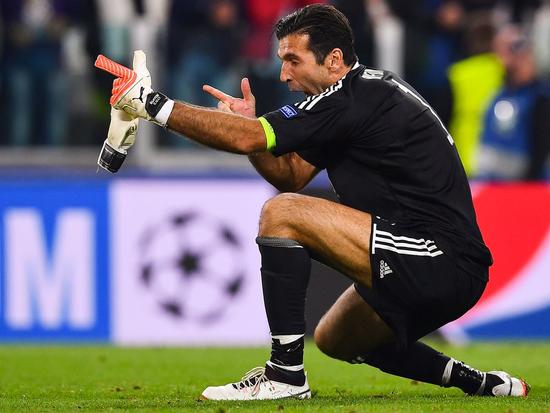 邓弗里斯：老图拉姆是我的偶像；生涯早期我不是最出色的球员（邓弗里斯：老图拉姆是我的榜样，职业起步时期我并不出众）