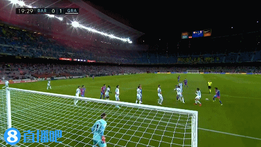 连续5个英超客场送助攻，B费成历史第五人（英超客场连续5场送助攻，B费跻身历史第5人）