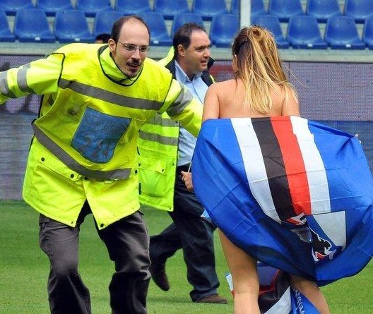 阿利松：萨拉赫有表达感受的自由，但就要承担相应的后果（阿利松：萨拉赫有权表达情绪，但也要为此承担后果）