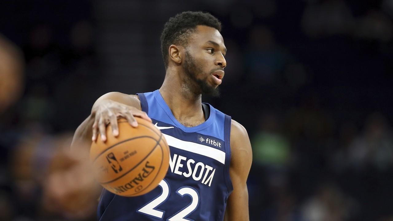 每体：莱万首选继续留在巴萨，若不续约可能考虑退役（每体：莱万优先留守巴萨，若续约无望或将退役）