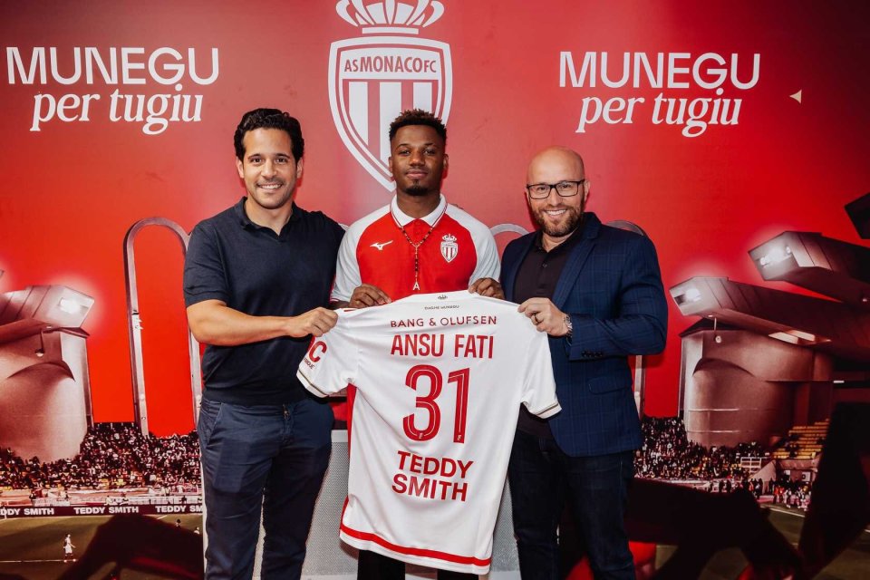 罗马诺：曼联一月可能考虑引进加拉格尔，夏窗马竞不想放他走（罗马诺：曼联或在一月追逐加拉格尔，今夏马竞曾拒绝放人）