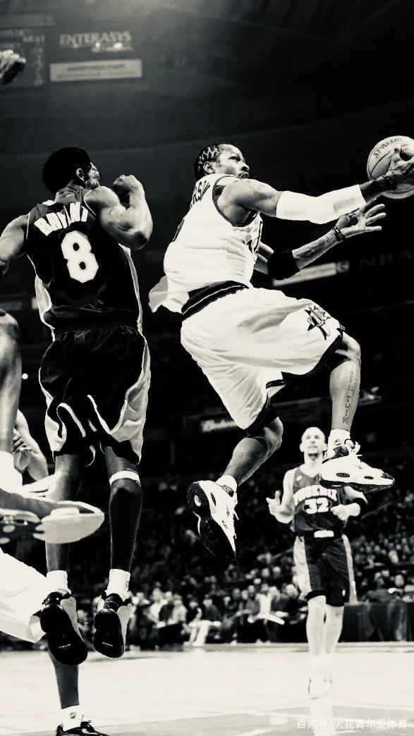 历史得分榜前十现役占三席：詹姆斯第一&KD第八&哈登第十（历史得分前十现役三人上榜：詹姆斯居首，杜兰特第8，哈登第10）