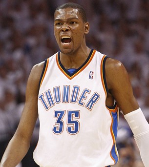 穆斯卡特：我们尽全力备战明天的比赛；对球队成绩感到自豪（穆斯卡特：全力以赴备战明日之战，对球队成绩倍感自豪）